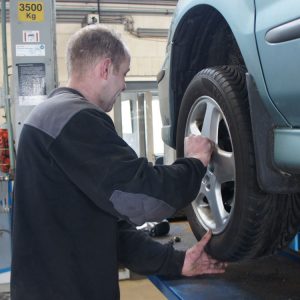 Roesthuis Auto's